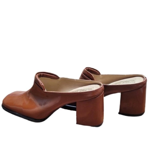 Patent Leather Light Brown Heeled Mule  (6.5/37) - Picture 5 of 5